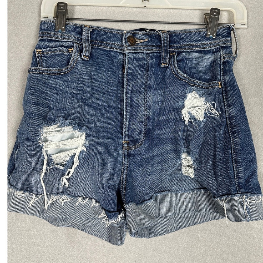 Hollister Shorts Womens 0-24 Curvy Ultra High-Rise Mom Short Blue Distressed EUC